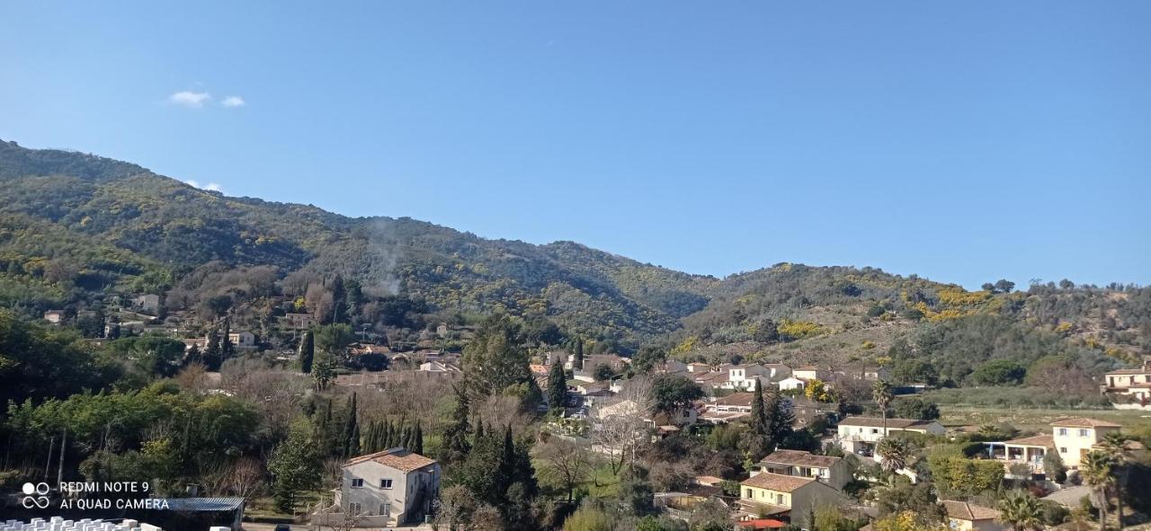 Independant Dans Mas Provencal Apartment
